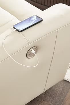 Ashley Dahlmoore U13200  | image 2