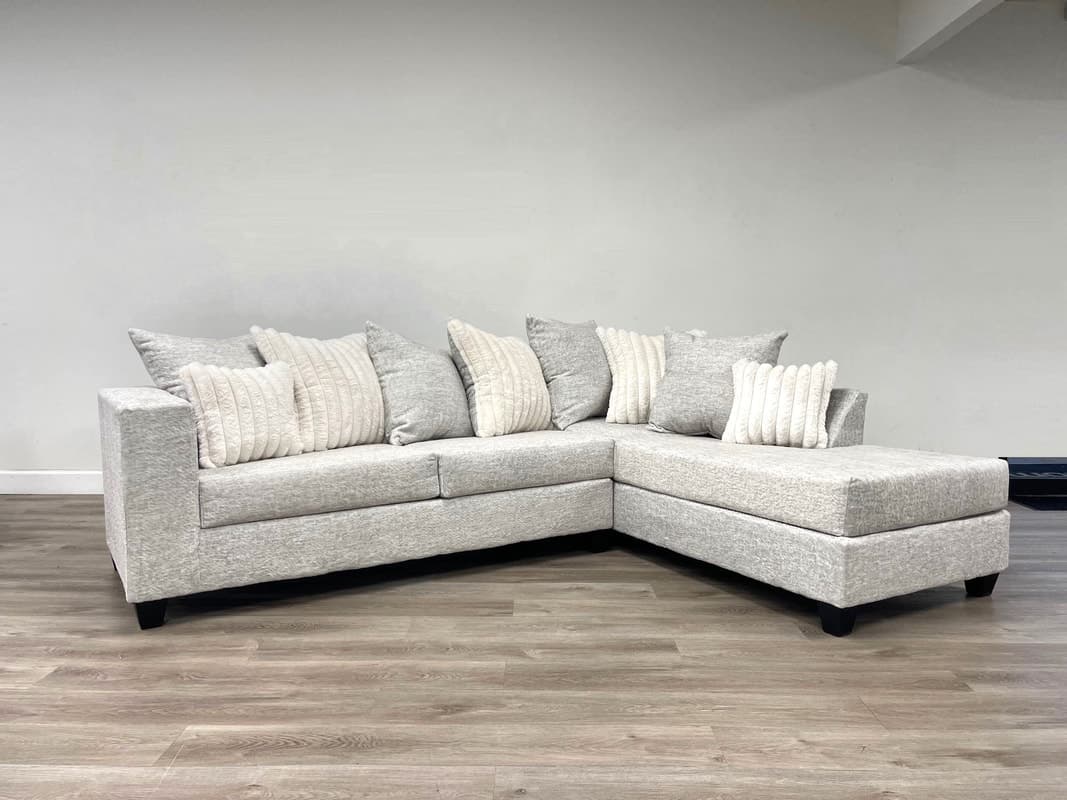 410 CREAM SECTIONAL | image 1