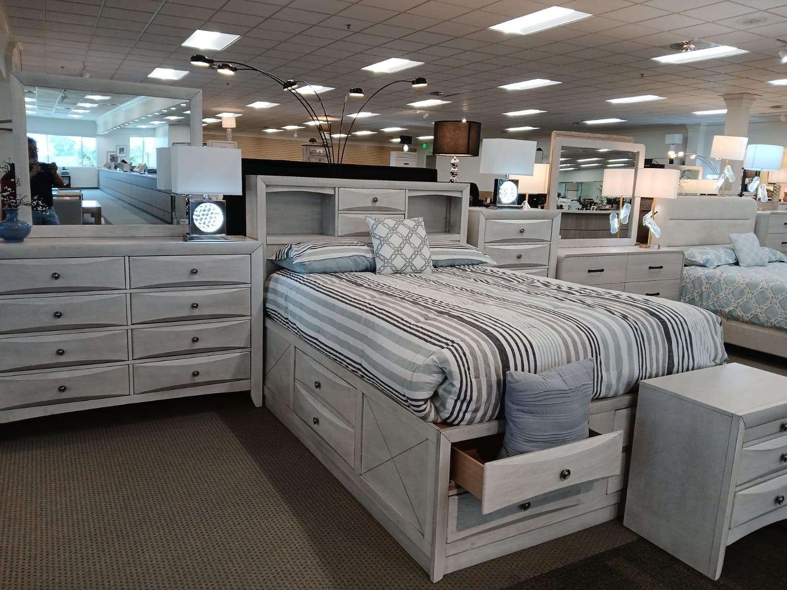 SETB4275 EMILY STORAGE BEDROOM | image 5