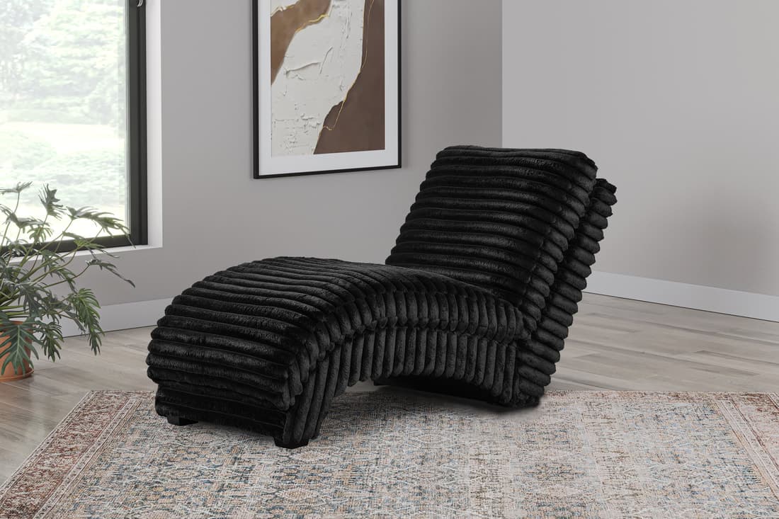 Happy Homes 2400 Chaise | image 1