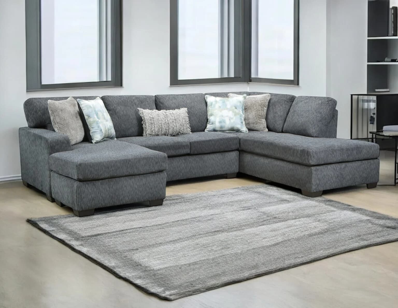 Roxy Sectional | image 1