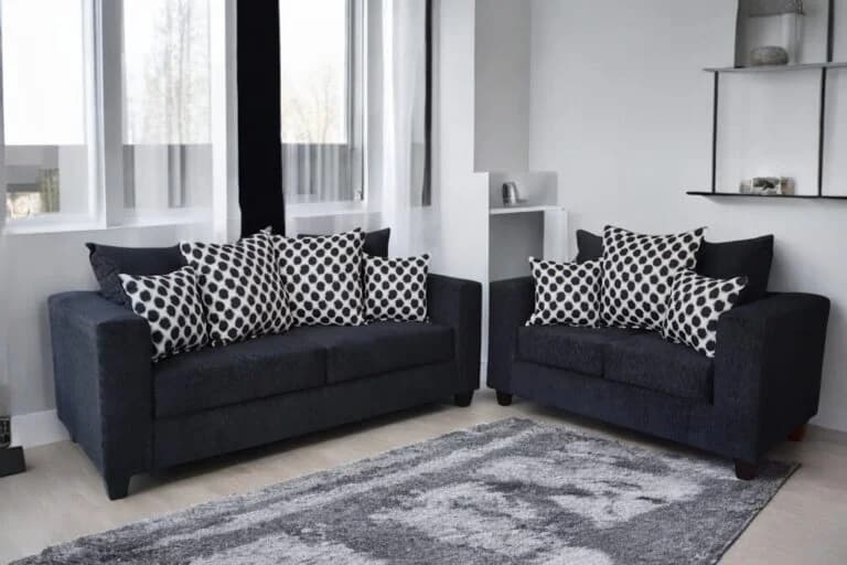 Sofa and Loveseat 300 | image 2