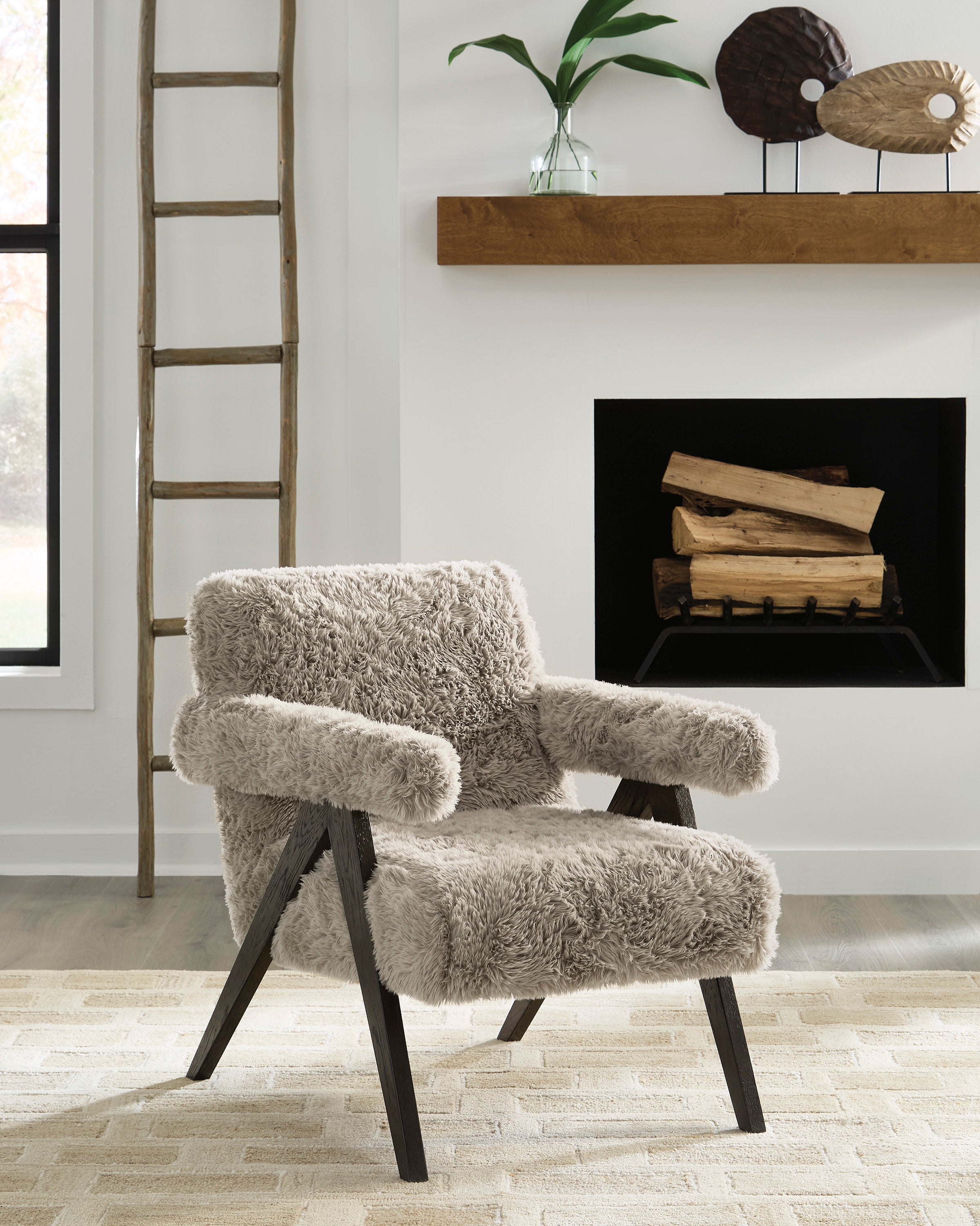 ASA3000811 Goda Accent Chair