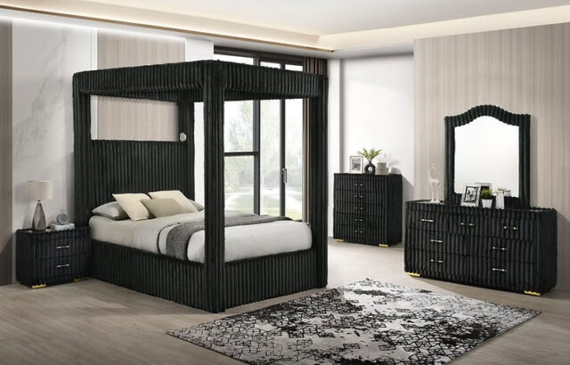 Atlam w/Henley Black Bedroom Set