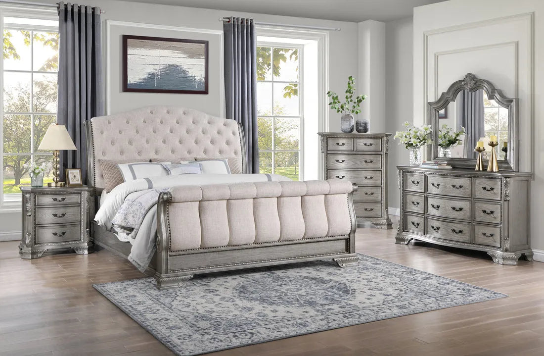 Dulaine Antique Silver King 4-piece Bedroom Set