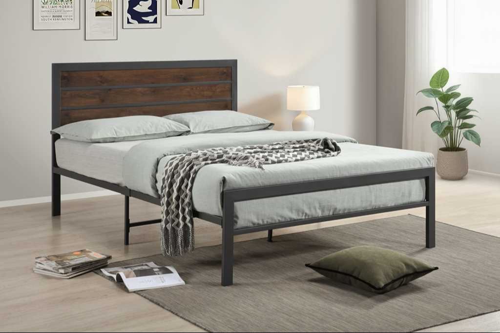 Looma Grey Metal Full Platform Bed