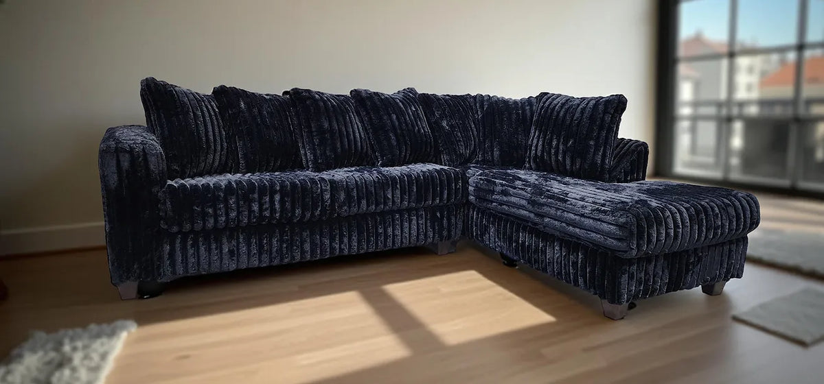 Gia Black Right Arm Facing (RAF) Sectional