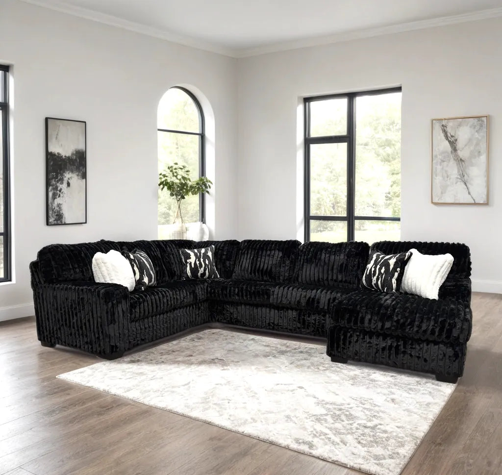 Linea Black RAF Sectional