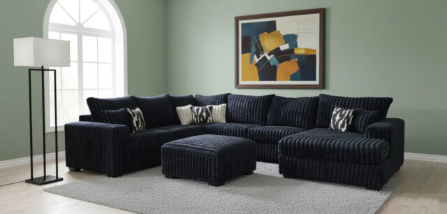 Texan Black 4-Piece Right Arm Facing (RAF) Sectional