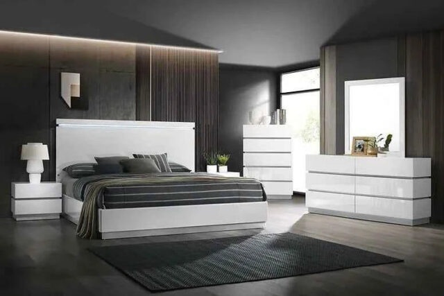 Florence White Platform Bedroom Set