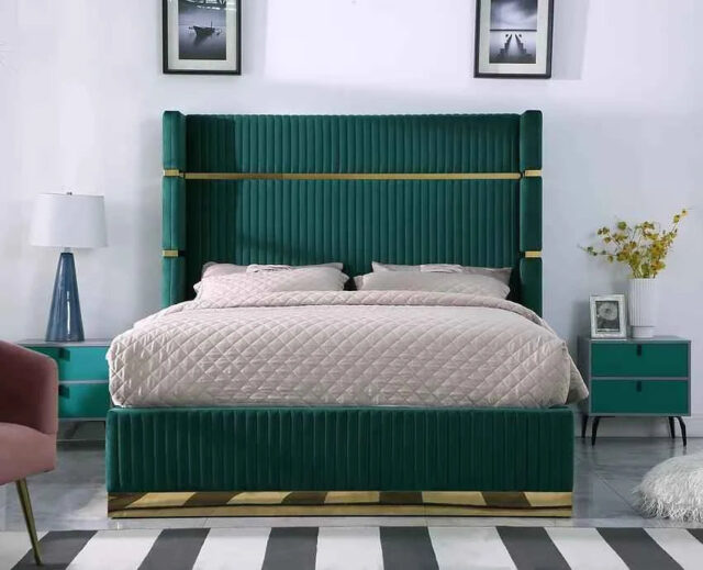 Aspen Green Velvet Queen Platform Bed