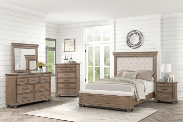 Nashville Brown Queen 4-piece Bedroom Set