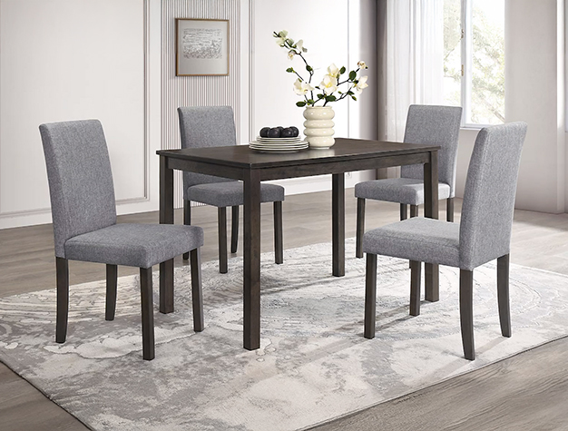 2310 Melshire Dining Set