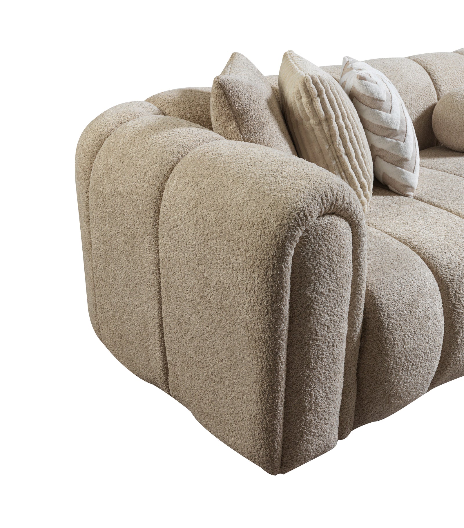 Lis Sand Boucle 115" Sectional