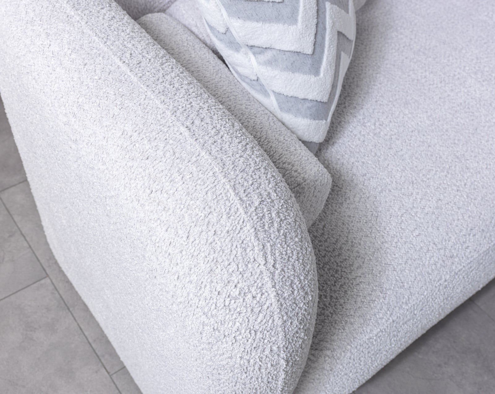 Liva Gray Boucle 110" Right-Facing Chaise Sectional