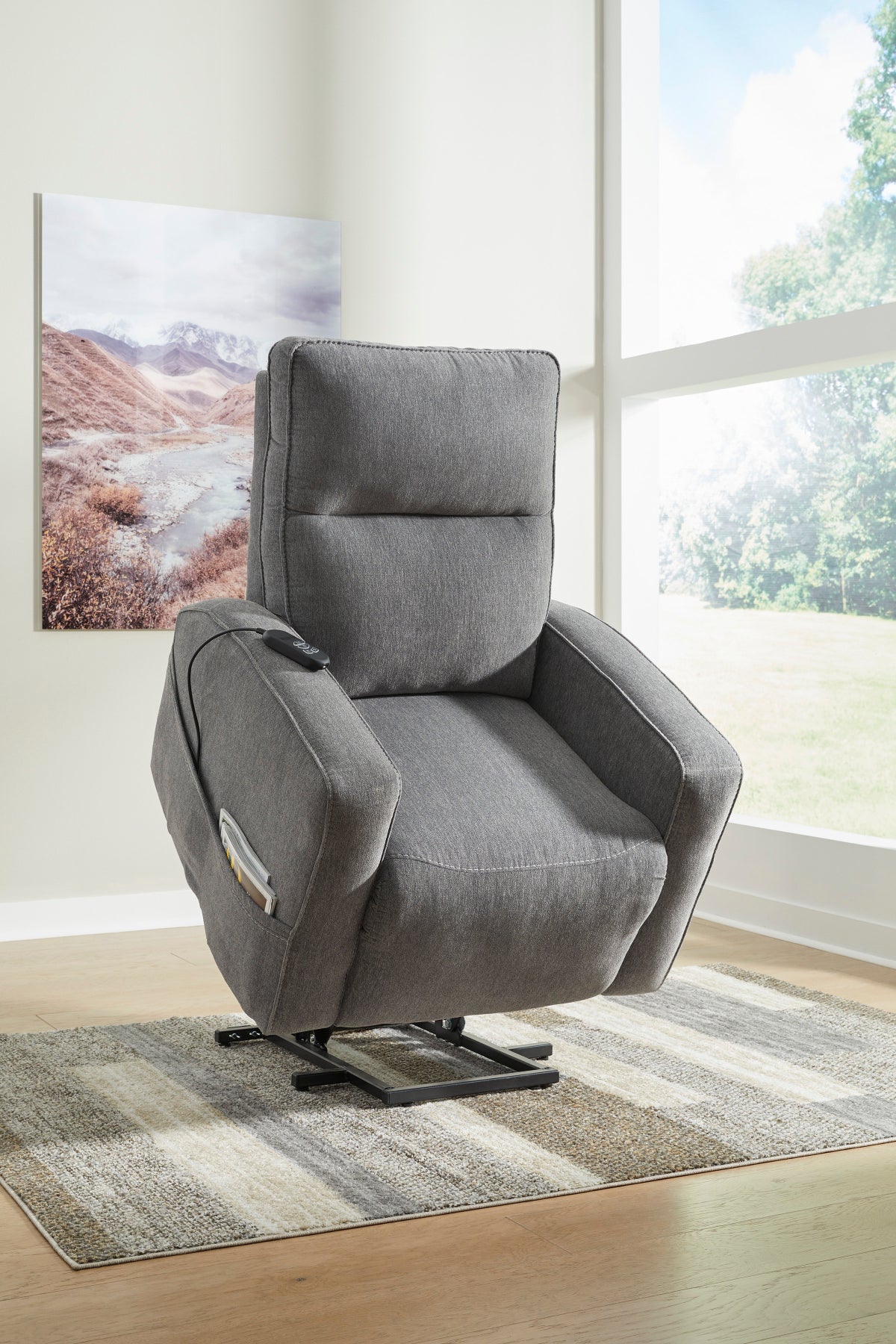 Ashley 9370412 Power Lift Recliner (Heat/Massage)