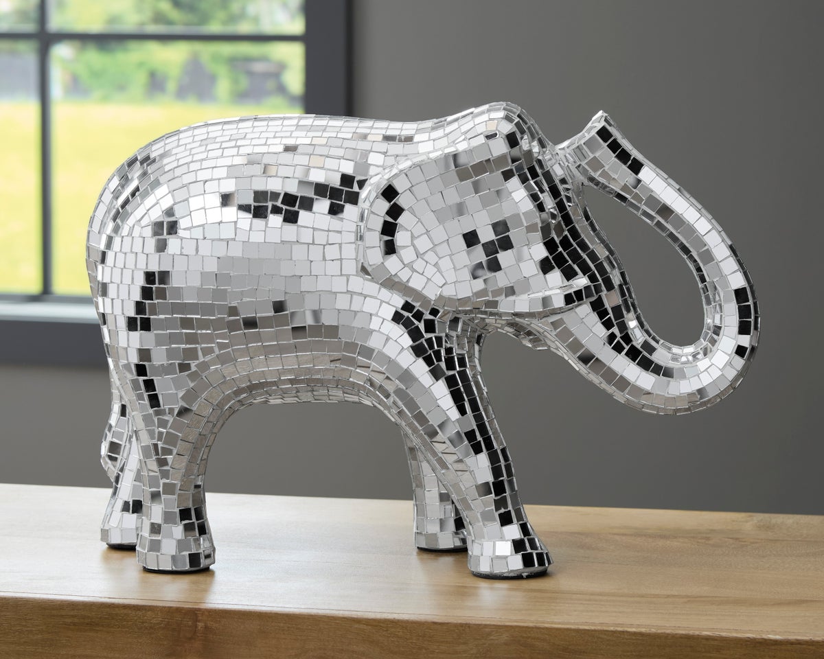 Ashley A2000834 Sculpture
